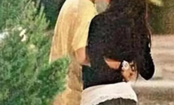 陈冠希与华谊董事长的妻子在日本街头忘情拥吻