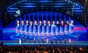 海南岛电影节开幕 陈宝国郭涛梅婷李乃文汇聚三亚