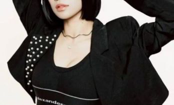 知名女团爱豆姐姐签约经纪公司，职业生涯开启全新阶段！