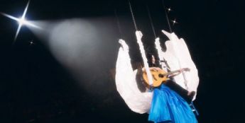 陈粒武汉跨年演唱会圆满落幕 在音乐中奔向新的篇章