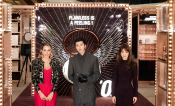 CT重磅推出全新「小金盘」粉饼亚洲专属0号色，全球彩妆代言人蔡徐坤空降「CT传奇档案馆」