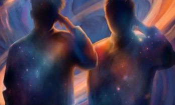 爱玛发“外星推广大使”悬念海报 两大神秘剪影引爆全网竞猜