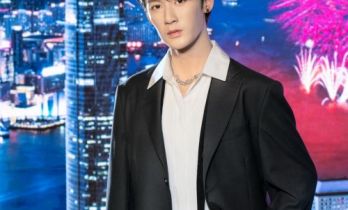 檀健次蜡像亮相香港杜莎夫人蜡像馆 新春伊始打卡迎马年　愿望马上实现