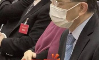 香港富二代出席新春团拜会，李泽钜罕露脸，霍震寰霍启山叔侄同场