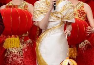 2026央视元宵晚会圆满落幕 主持人龙洋尽显总台风范