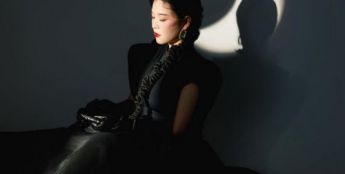 王镭熹携新歌《做自己的月亮》而来，以乐传情彰显女性力量，不止歌声更是文化传承追光者！