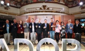 在国产大邮轮上看电影，刘之冰侯勇喊你出海啦！