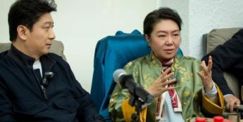 田雨探班《青蛇》重排上热搜 金句频出直言AI无法代替真人