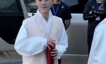鹿晗新造型惊艳亮相，寸头配朝服化身“京圈佛子”