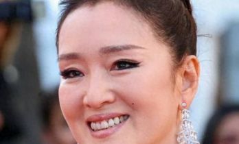 精致不如拍戏上镜！松弛的戛纳女艺人们，给电影界“上了一课”！
