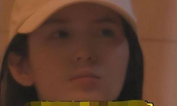 周也被曝恋情后首露面！与男星聚餐心情好，工作室不回应粉丝崩溃