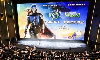 张小北谈《曼达洛人与古古》 星战迷集体秀装备