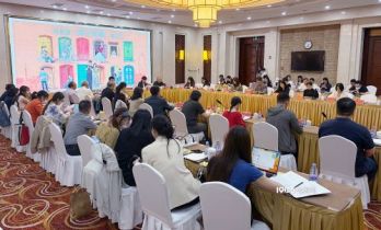 《喀什恋歌》举行研讨会 李兰迪体验喀什的慢与厚