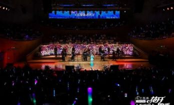 乌兰图雅“花开四季”上海演唱会燃情绽放 《言不由衷》首唱引爆全场